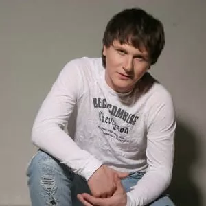 Александр Яковлев