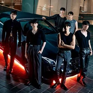 MONSTA X