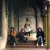 Led Zeppelin